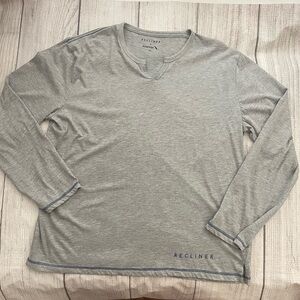 AMERICAN AIRLINES Men’s/Unisex Recliner Two Pack Long Sleeve Grey Size Large/XL